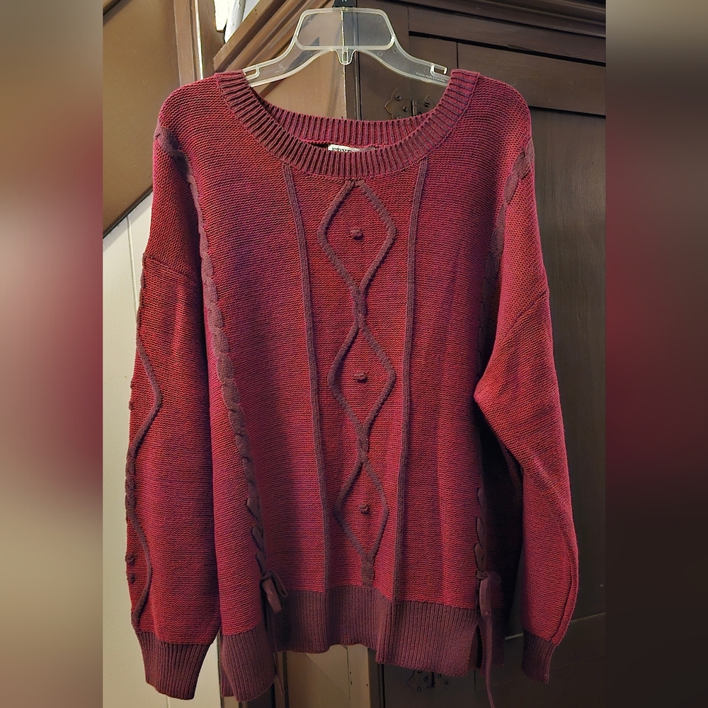 FRYE AND CO. Maroon Textured Knit Sweater